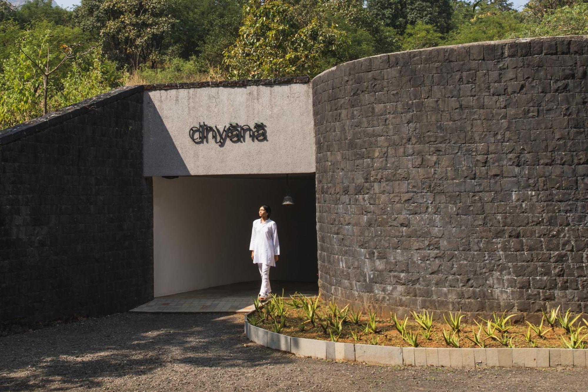 Dharana At Shillim All Inclusive Luxury Wellness Retreat Lonavala Exterior photo